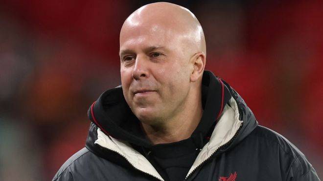 2200 万捡漏！利物浦瞄准世界级巨星，曾打爆巴萨